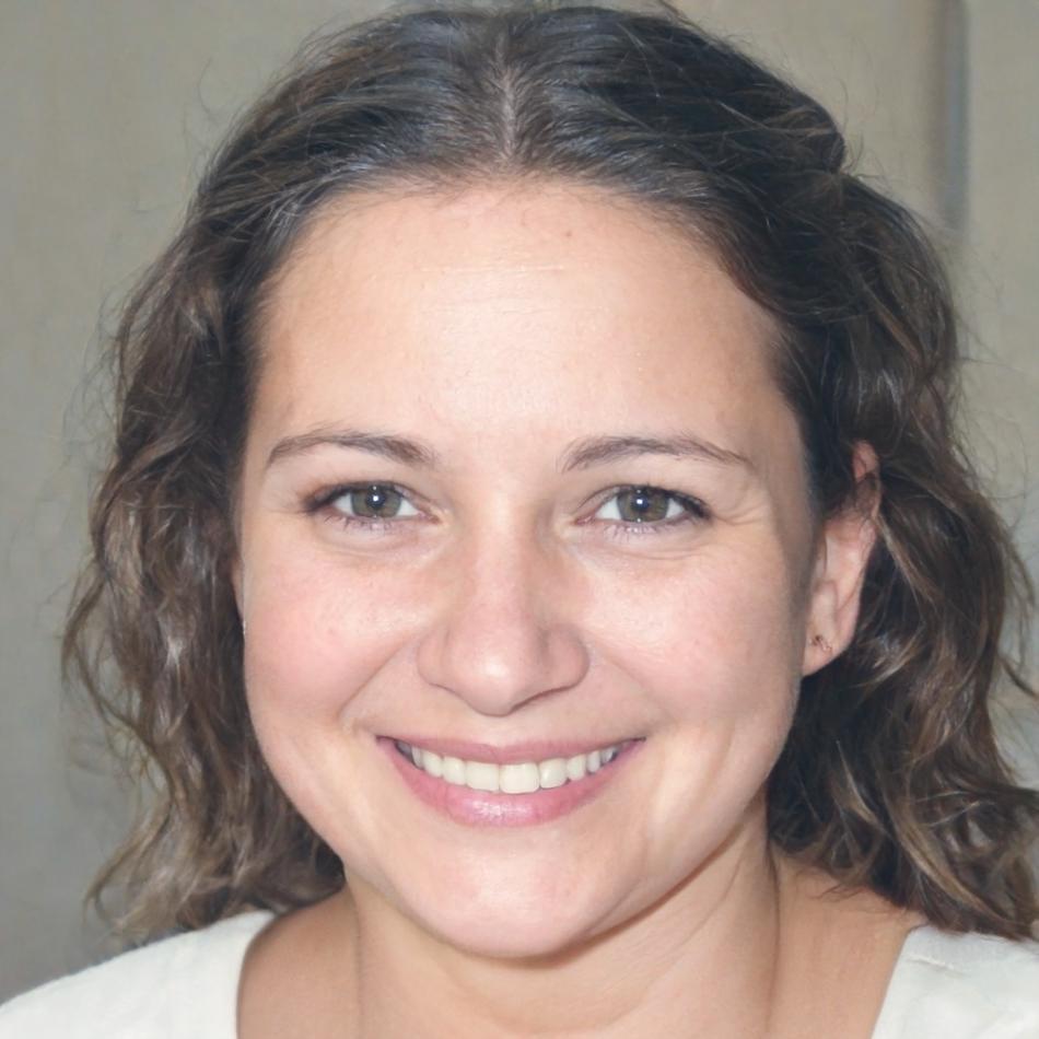 Retrato profesional de Adriana Velázquez