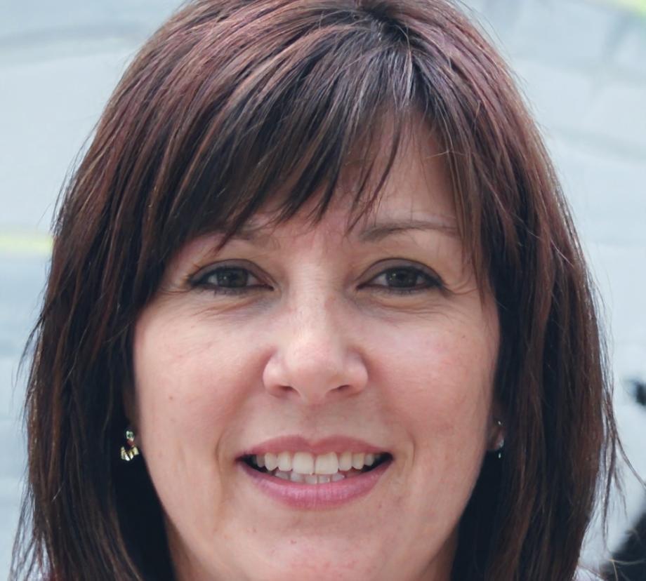 Valeria Sotomayor, Directora de Diseño Instruccional en Prauloviva